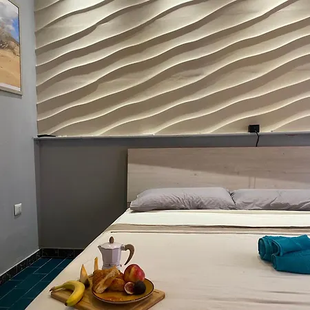 Titanic Apartment *